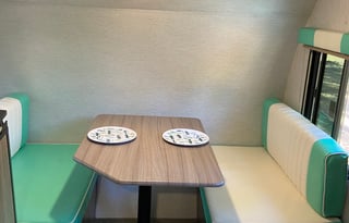 “Sunray In The Woods” at Starlit Glamping LLC PETS