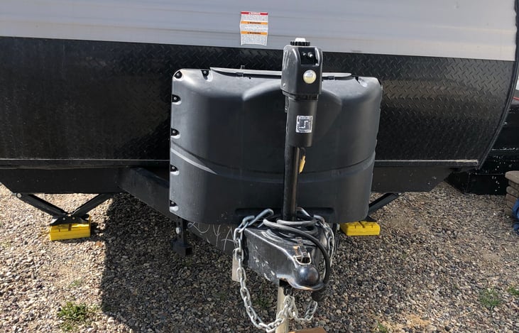 Double propane tanks that we fill