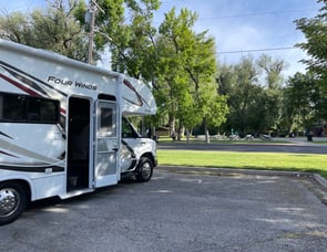 Thor Motor Coach Four Winds 23U