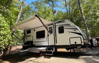 Family-Friendly Keystone Passport SL (2022)