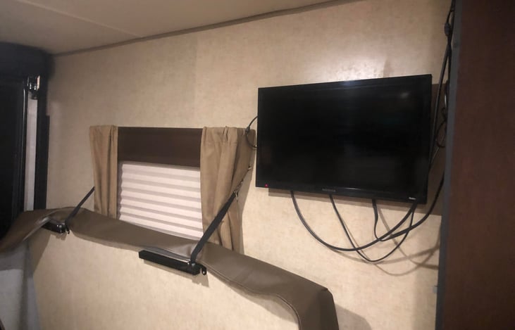 TV with DVD Player