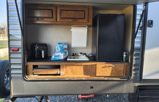 2017 CrossRoads RV Zinger ZR333DB