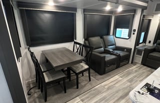 2023 Keystone Sprinter Limited 3590LFT