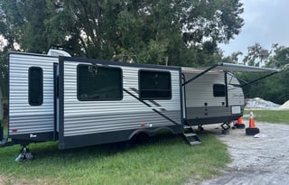 Glampin’ with Sam & Co — 2021 Silver Lake 29K2S