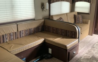 2014 Dutchmen RV Coleman Expedition CTS233QB