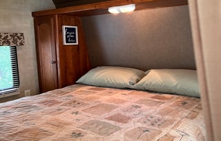 Clean & Cozy Hideout