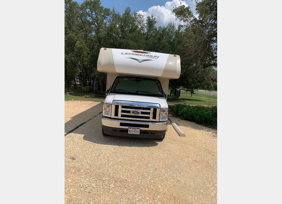 Class C Motor Home rentals in Cibolo