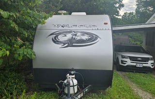 Wolf Pup bumper pull