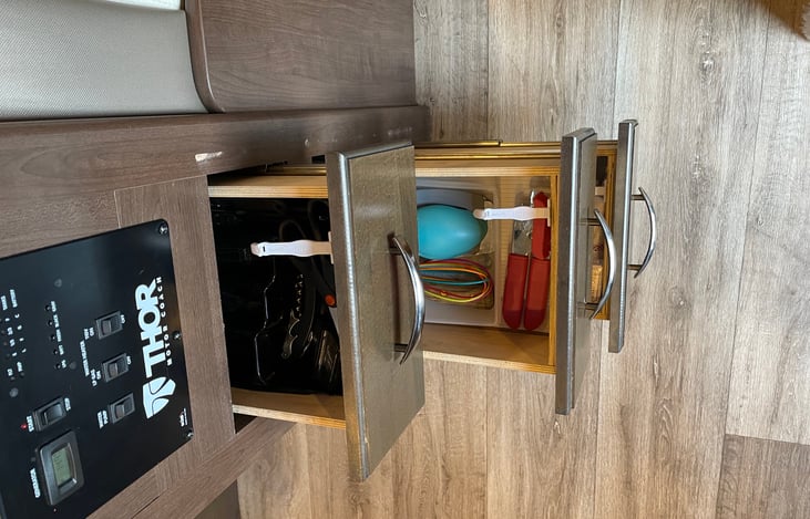 The kitchen has everything you need. for cooking. Unless you prefer to bring your own.