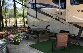 2015 Winnebago Vista 30T.