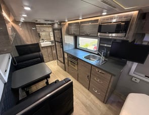 Black Series Camper Black Series Camper HQ19