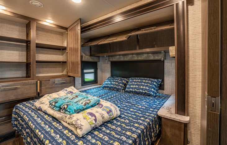 The main bedroom has lots of storage space for your belongings.