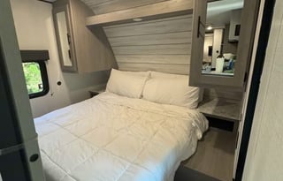 2024 Dutchmen RV Coleman Lantern 263BH