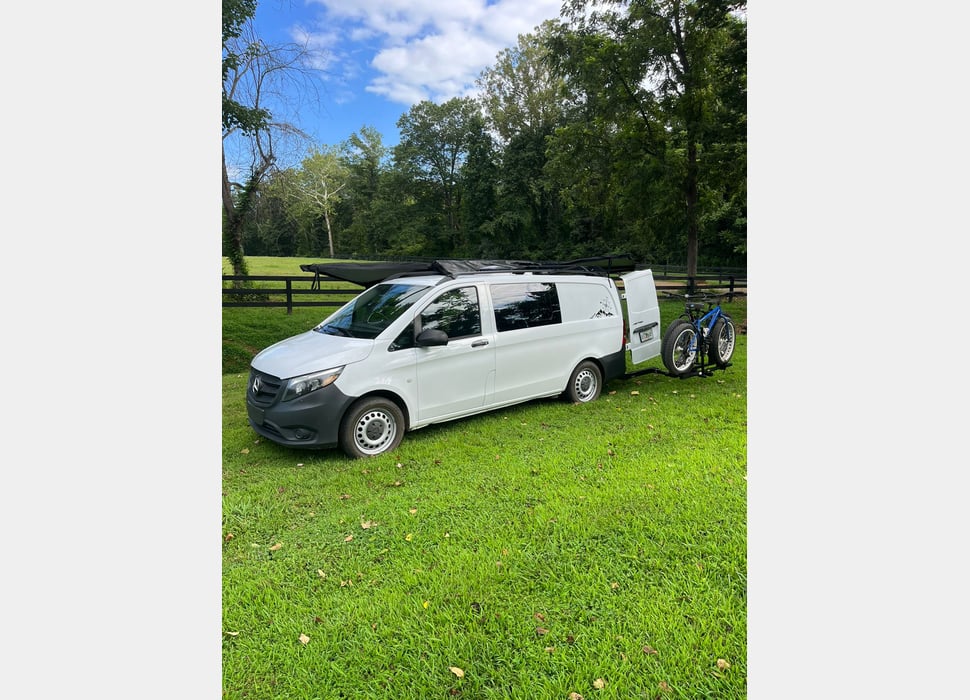 Class B Camping Van rentals in Dickerson