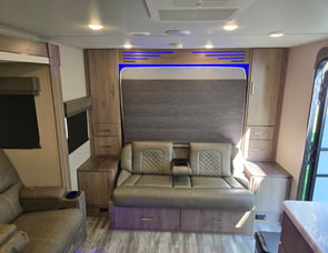 Venture RV Sonic Lite SL169VUD