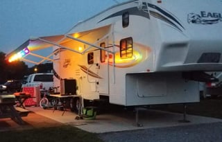 Soar in our Eagle 5th wheel
