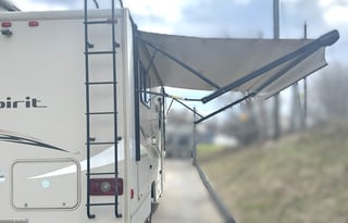 2016 Winnebago Spirit 22R