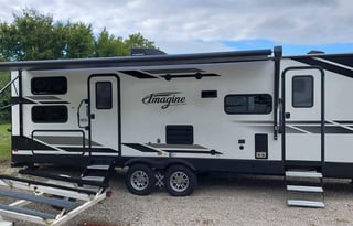 Cruising-Family Adventure Camper