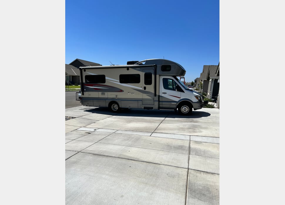Class C Motor Home rentals in Lancaster