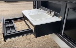 2022 Coachmen RV Freedom Express Ultra Lite 257BHS