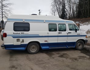 Roadtrek Roadtrek 190-Versatile