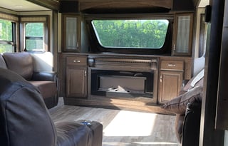 Pet Friendly Grand Glamping