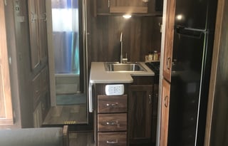 2021 BRAND NEW WINNEBAGO OUTLOOK