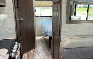 2021 Thor Motor Coach Freedom Elite 22FE
