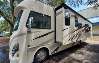 2018 Thor Motor Coach - ACE 30.2 Bunkhouse