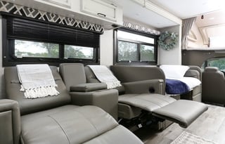 San Antonio’s Best Luxury Class C RV Motorhome