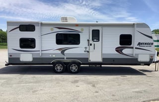 2013 Prime Time RV Avenger 26BH