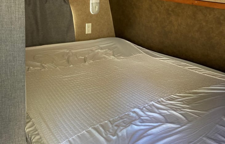 Very comfortable queen mattress