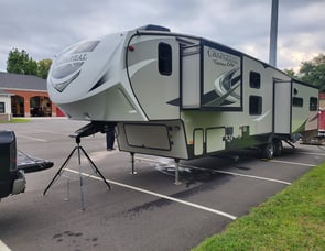 Coachmen RV Chaparral Lite 30BHS