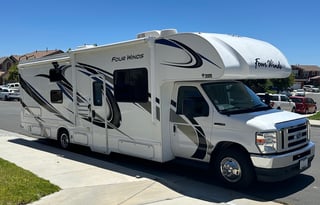 2022 THOR FOUR WINDS 30D