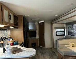 Prime Time RV Avenger 27DBS