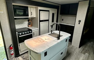 2022 Jayco Jay Flight with Bunkhouse