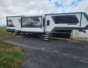 Brinkley Model G 3950