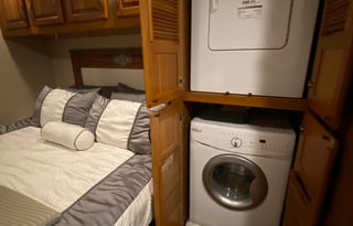 Jayco Seneca 37FS - Super C Class!