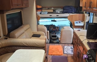 2017 Jayco Greyhawk 32 foot