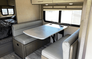 Bunks/ all wheel drive/ Lithium/ solar/ generator