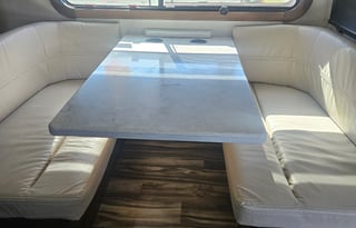 225.00 !week day, king bed,1.5 bath/ sleeps 6