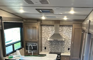 2020 keystone Sprinter 5th wheel (delivery only)