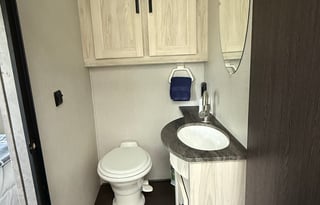 Sunseeker 2850LE | StarLink WiFi • Pet-Friendly