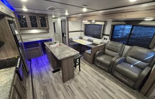 2021 Crossroads Longhorn 340RE