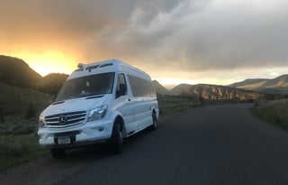 RoadTrek CS Adventurous 4x4, 800Ah Lithium, 500W Solar, Duallies