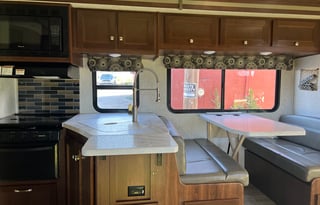 2019 Forest River RV Sunseeker 34’ - Bunkhouse