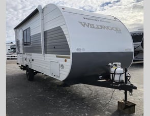 Forest River RV Wildwood FSX 180ICE
