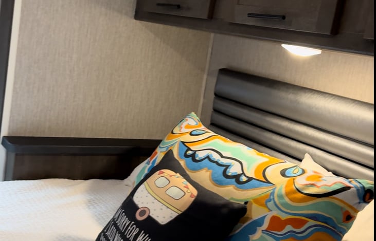 Queen size very comfortable Master bedroom with walk in closet