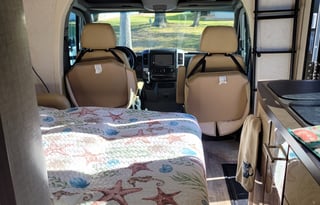 The Best View - 24 ft. Mercedes Winnebago View