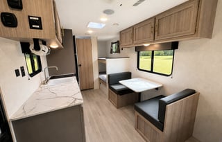 2025 KZ Sportsman 21ft Camper, Lightweight + Solar